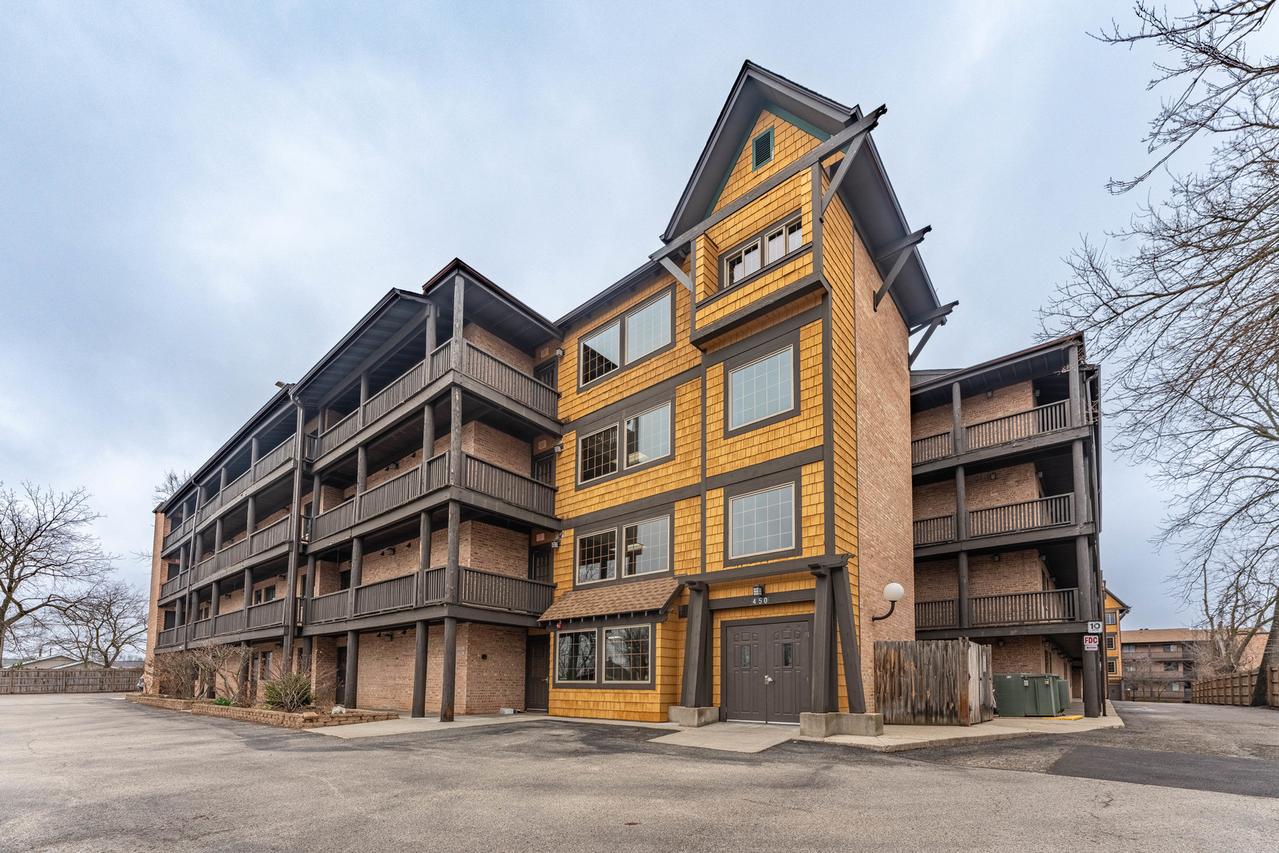 [Address Hidden by Seller], Wauconda, IL 60084