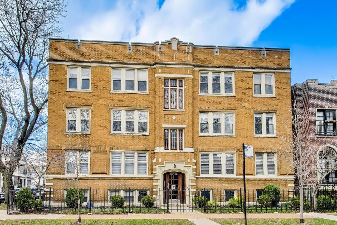 1624 W Grace St. #3, Chicago, IL 60613