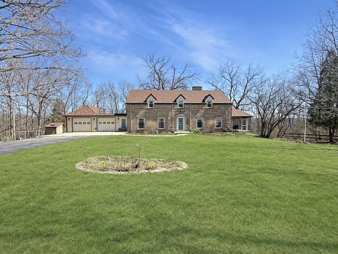 897 Tomahawk Dr., Oregon, IL 61061