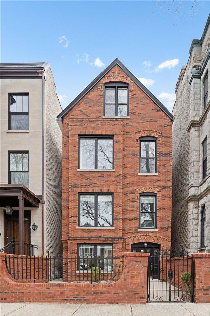 1121 W Drummond Pl., Chicago, IL 60614