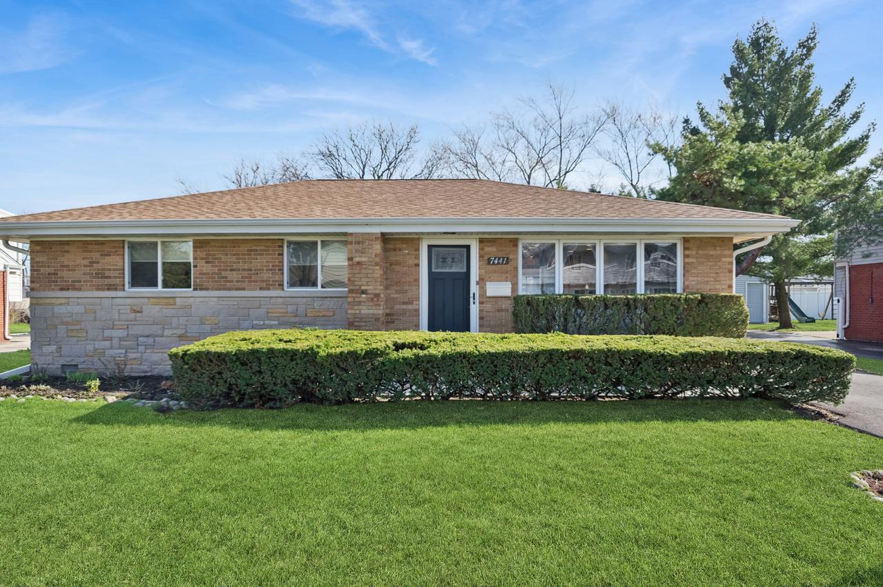 7441 Lake St., Morton Grove, IL 60053
