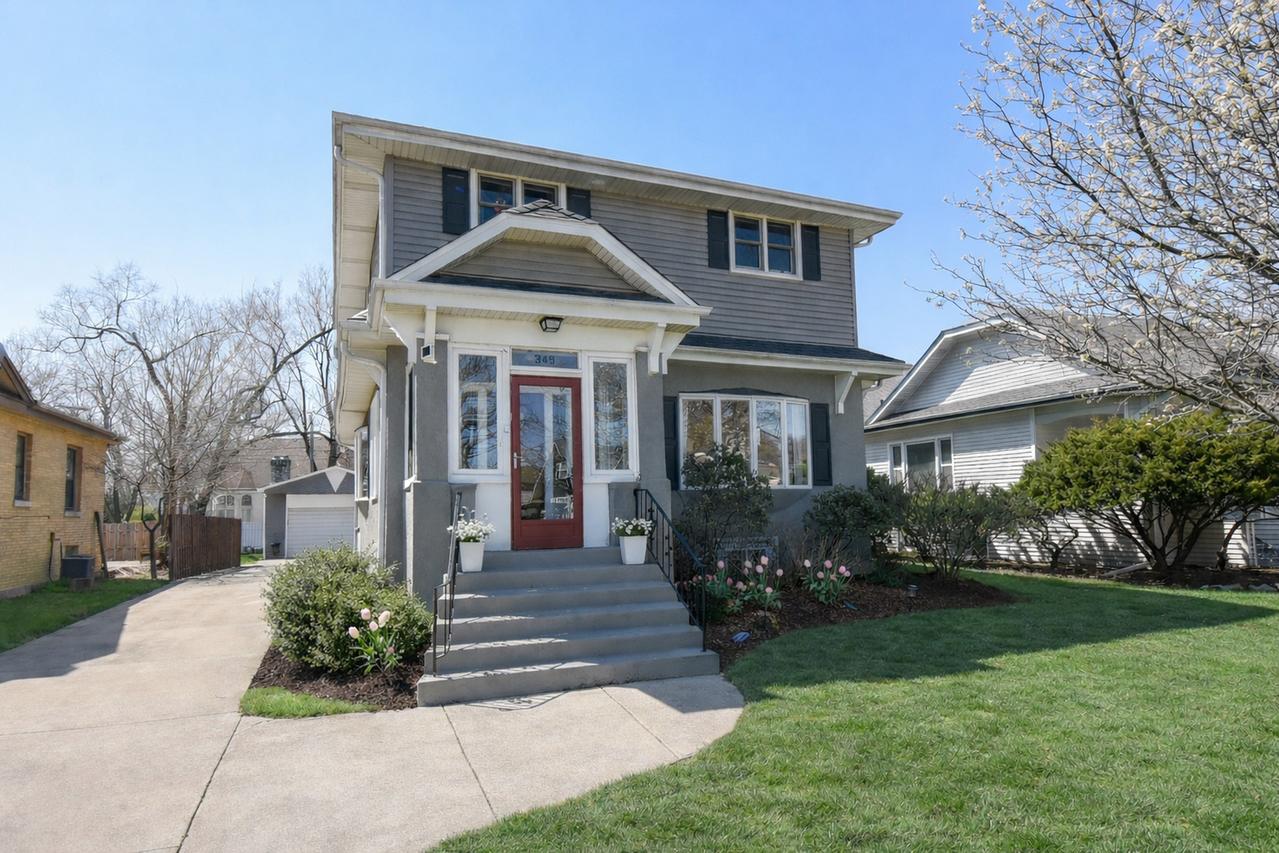 349 Blackhawk Rd., Riverside, IL 60546