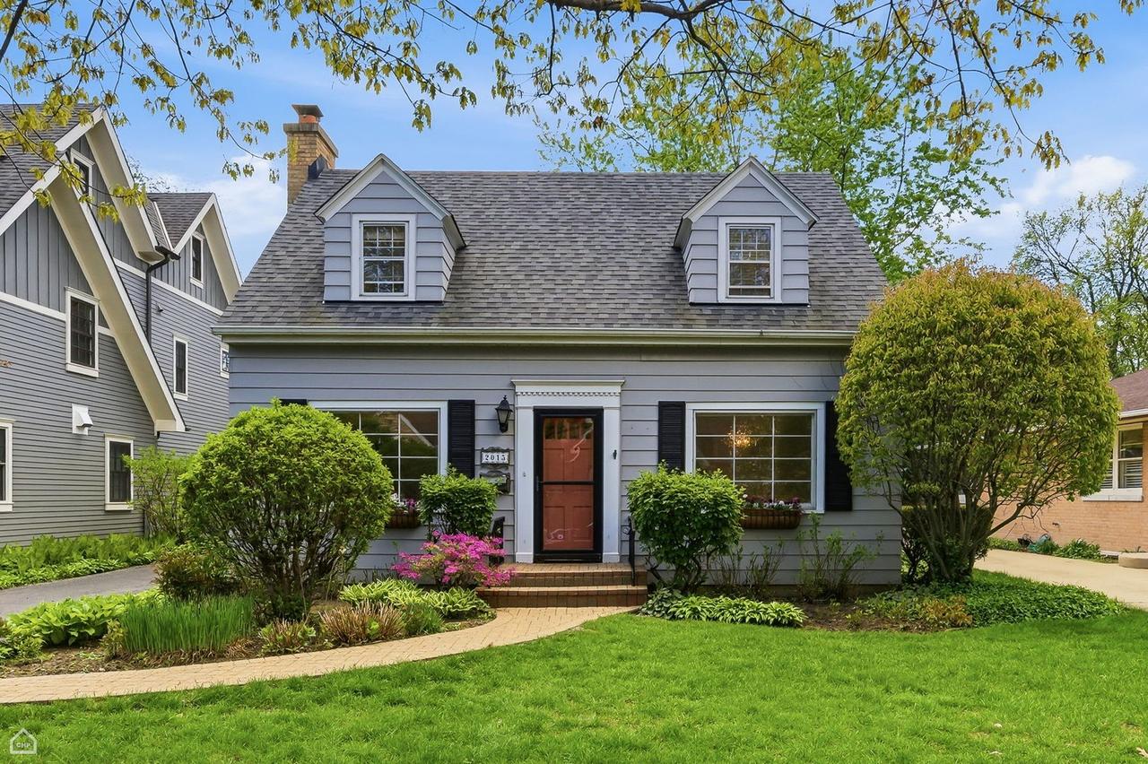 2015 Hollywood Ct., Wilmette, IL 60091