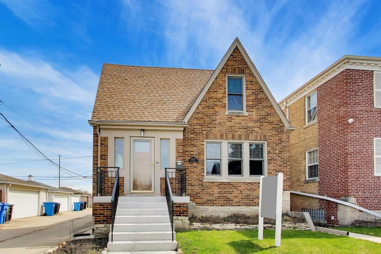 [Address Hidden by Seller], Chicago, IL 60631