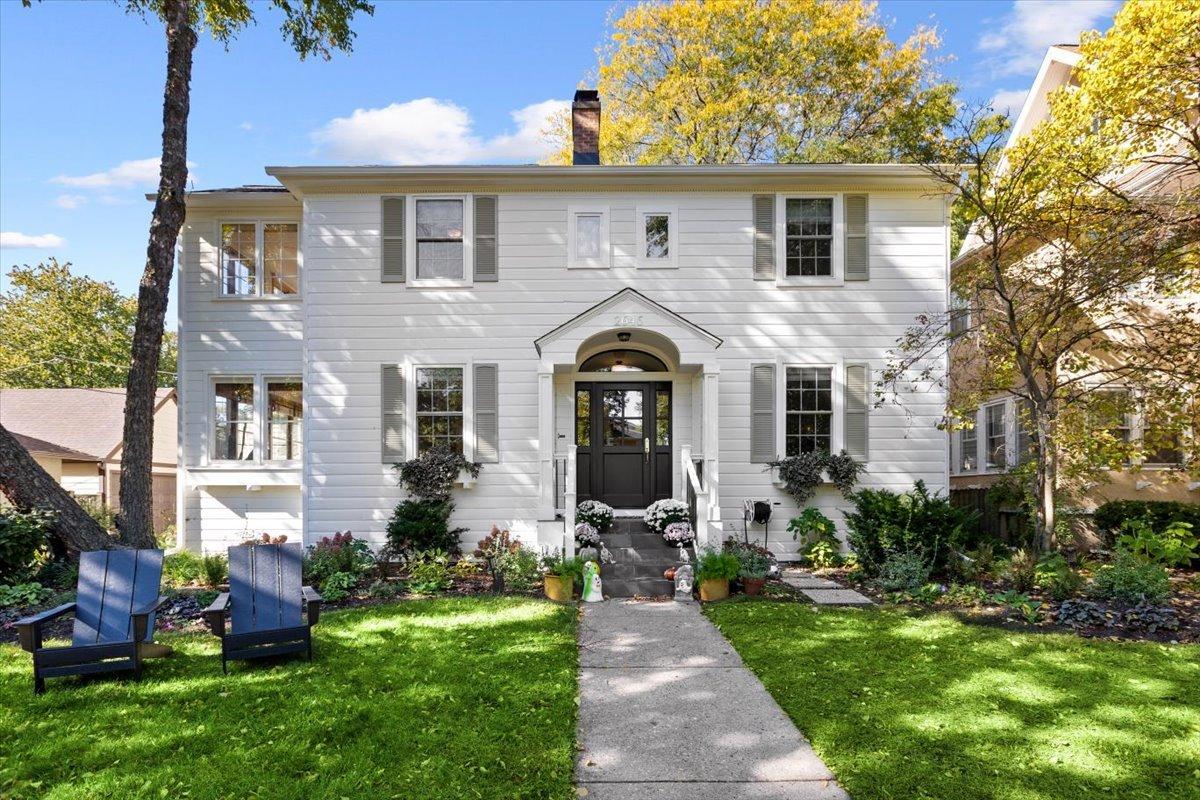 2646 Eastwood Ave., Evanston, IL 60201