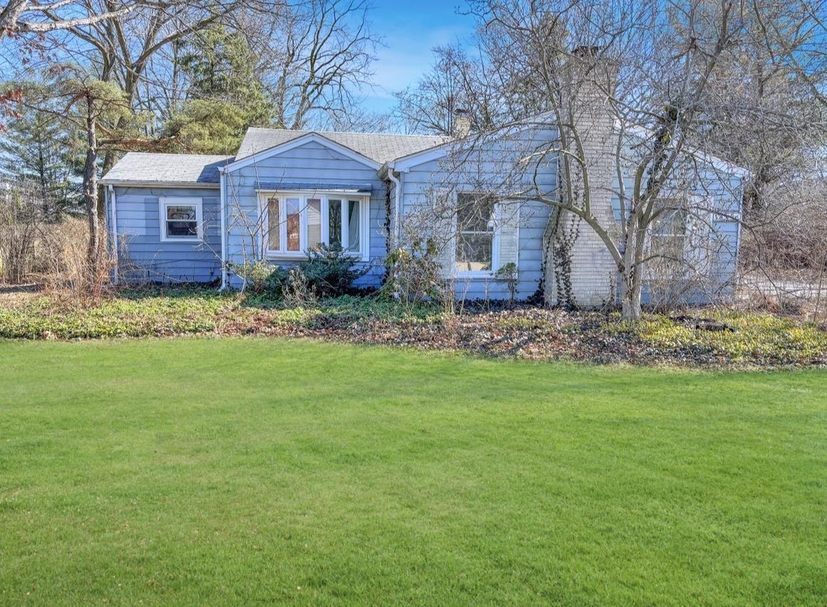 5625 S Peck Ave., Countryside, IL 60525