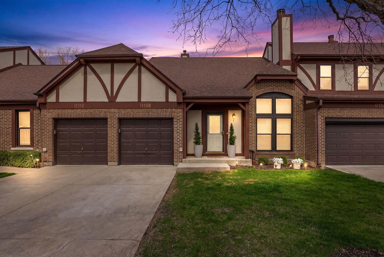 11108 Westminster Dr., Westchester, IL 60154