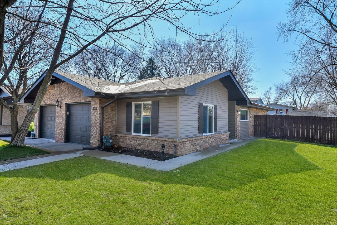 327 S Jackson St., Batavia, IL 60510