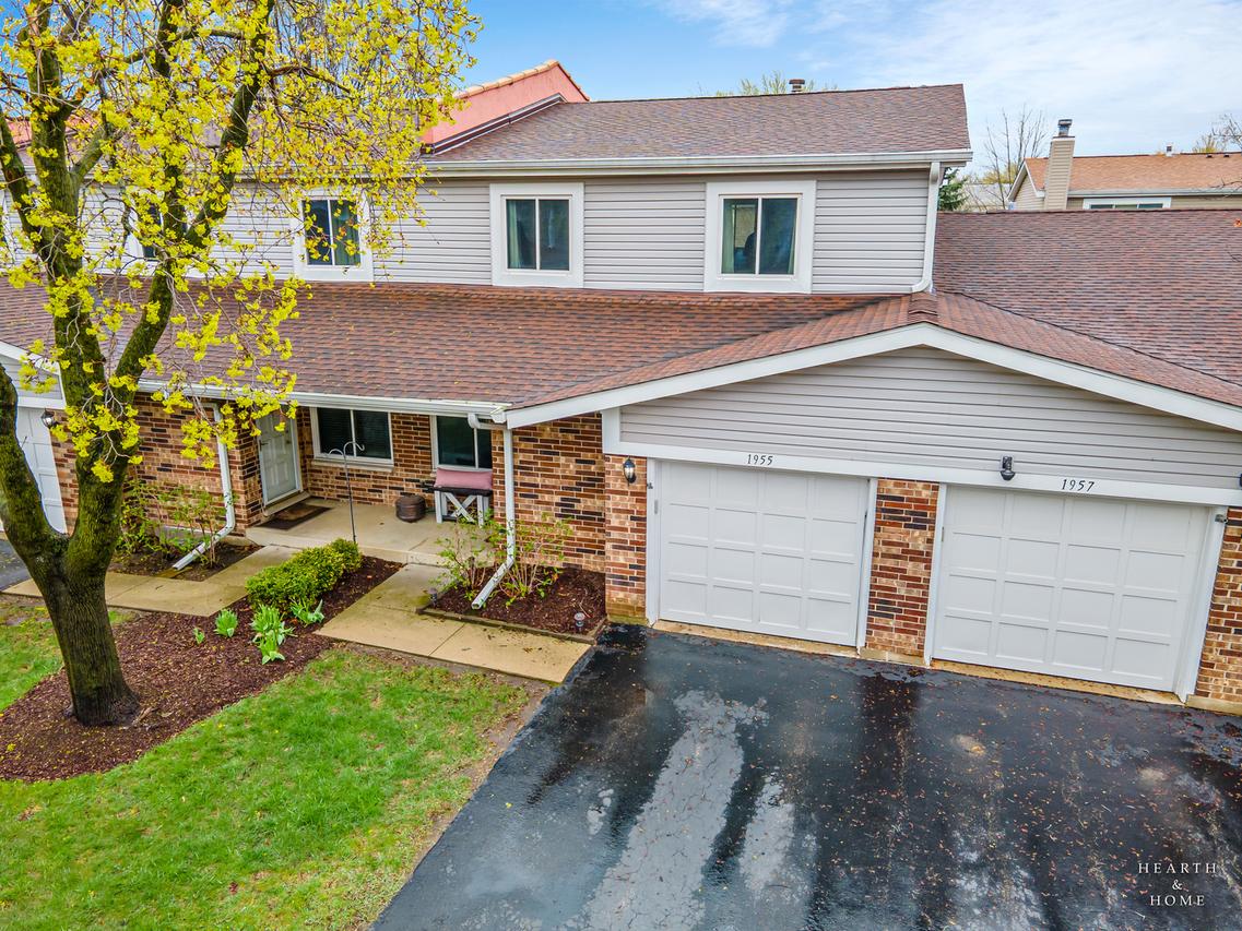 1955 N Heritage Dr., Palatine, IL 60074