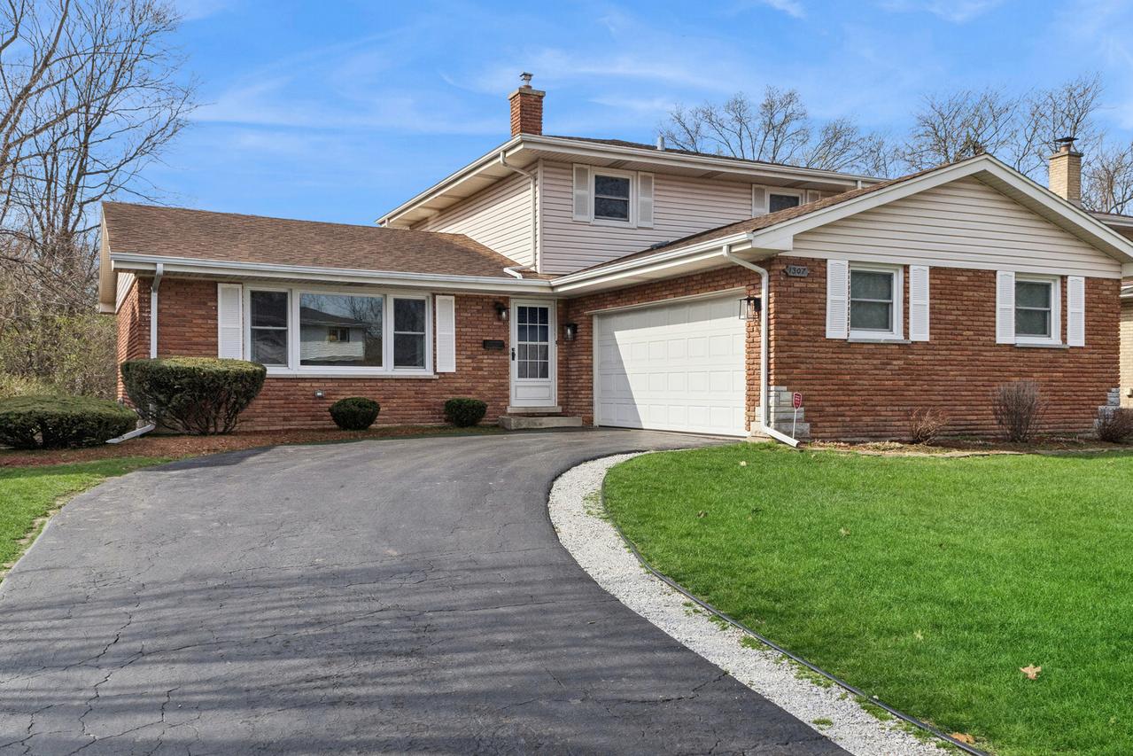1307 Thomas St., Homewood, IL 60430