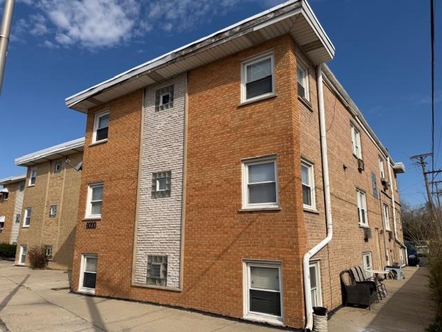 8000 Grand Ave. #2N, River Grove, IL 60171