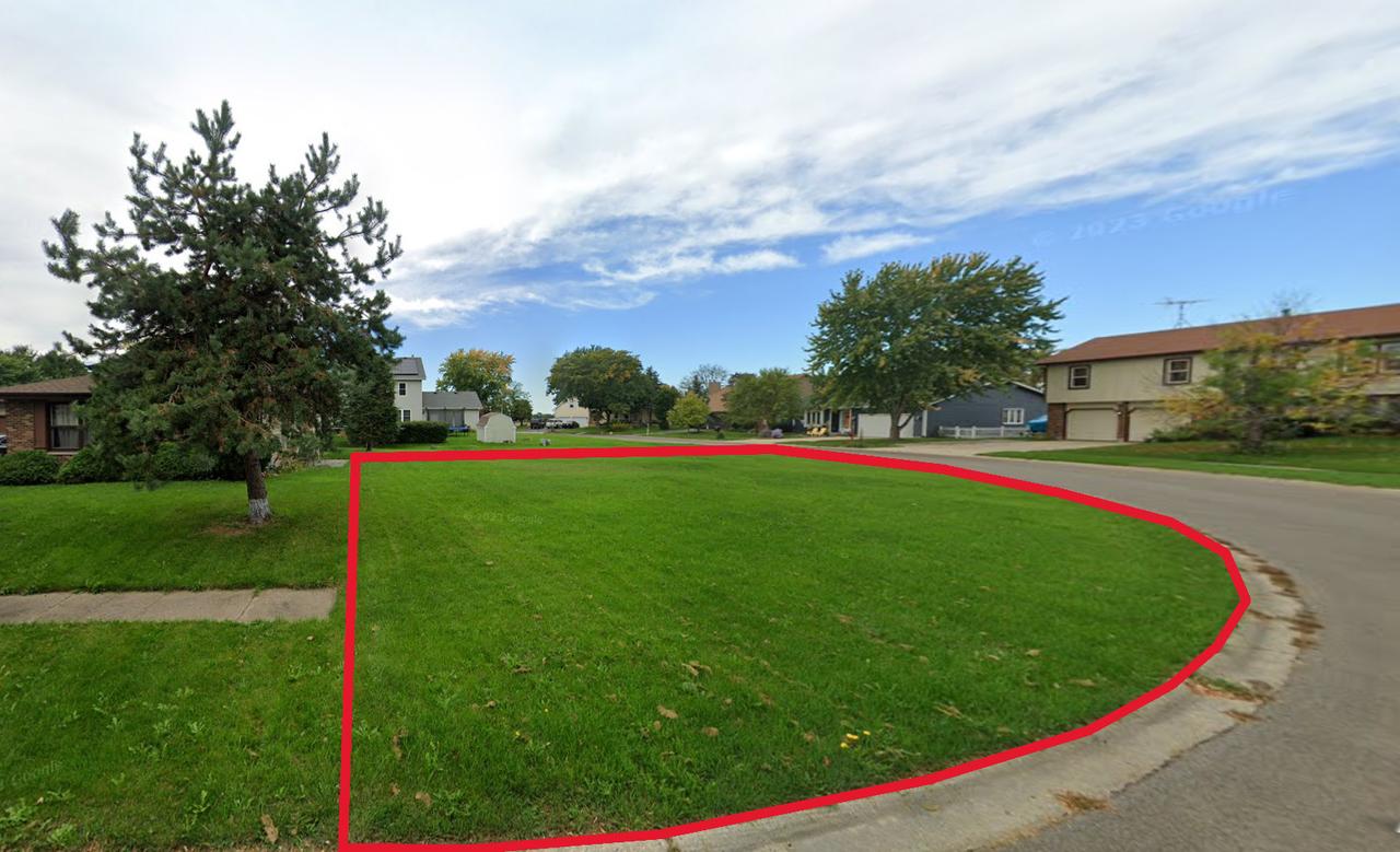 Block 153 Joseph St., Woodstock, IL 60098