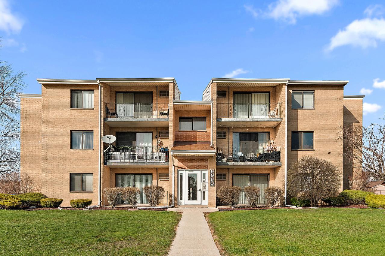 9960 Franchesca Ct. #1D, Orland Park, IL 60462