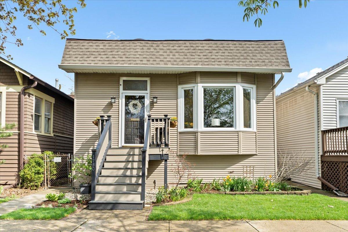 1750 W Olive Ave., Chicago, IL 60660