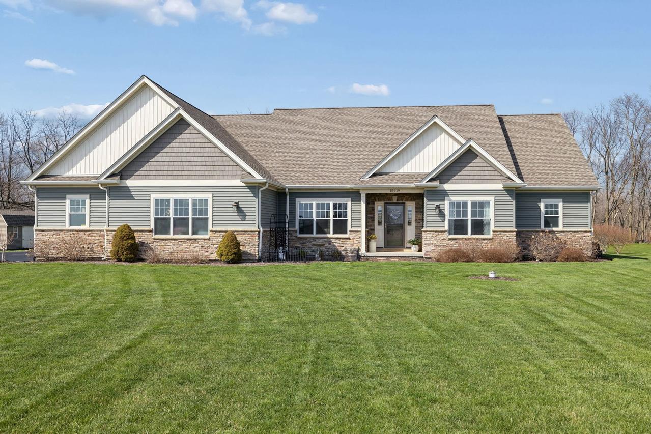 15919 Burr Oak Rd., Plano, IL 60545