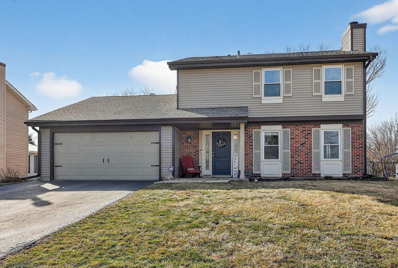 321 Lakeside Dr., Bolingbrook, IL 60440