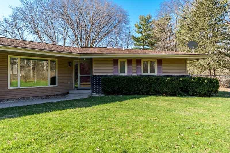 1920 Yale Bridge Rd., South Beloit, IL 61080