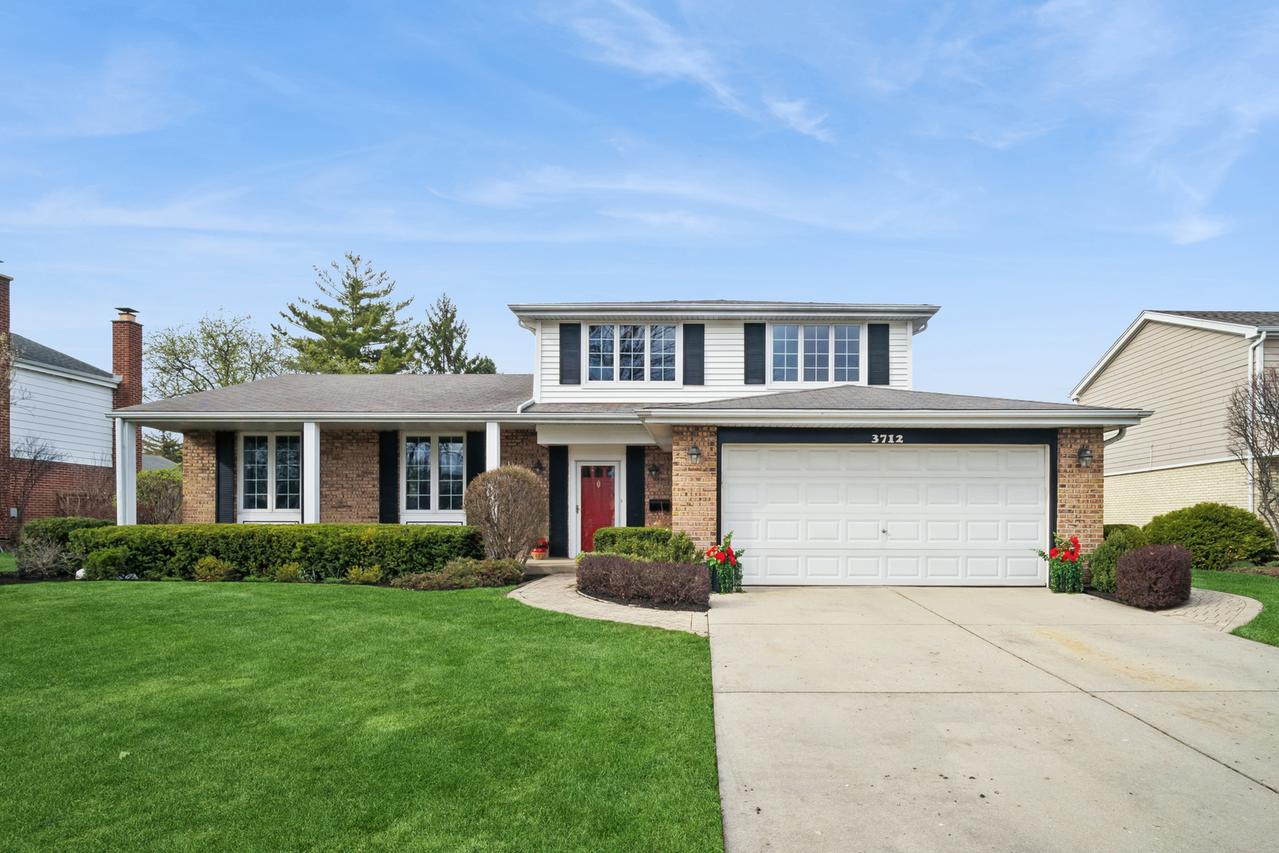 3712 Winnetka Rd., Glenview, IL 60026
