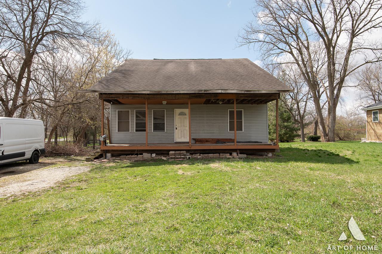 5608 Lenox Rd., Lisle, IL 60532