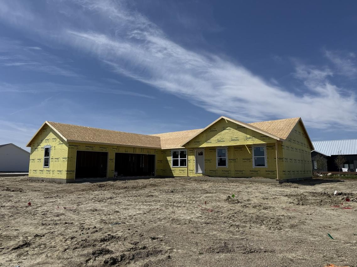 407 Jerin Dr., Fisher, IL 61843