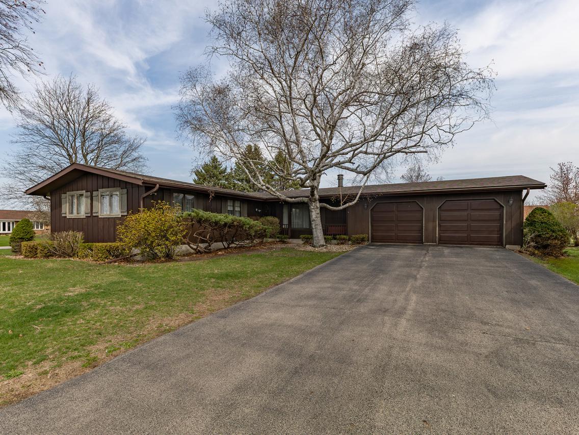 420 Margaret St., Atkinson, IL 61235
