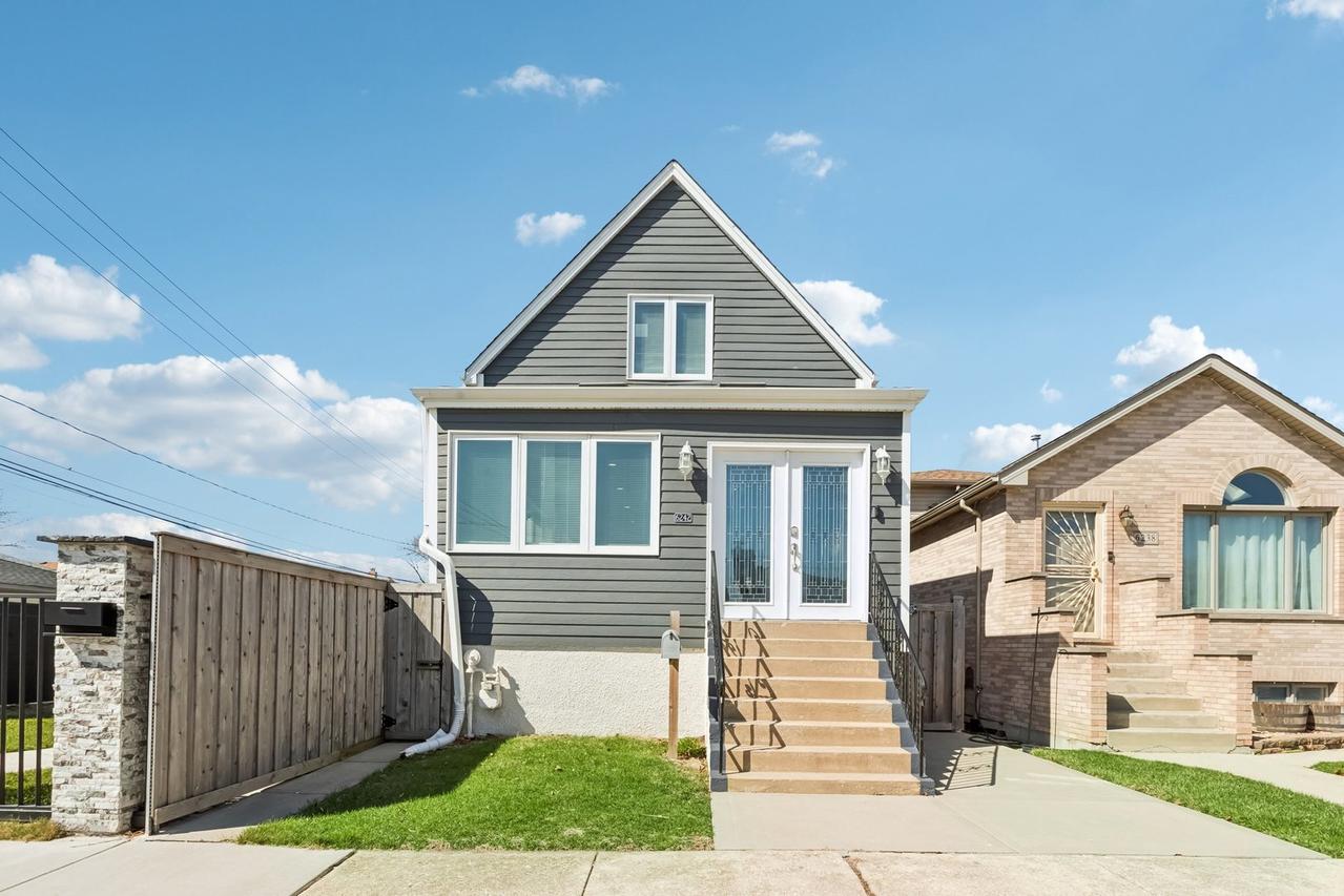6242 S Nashville Ave., Chicago, IL 60638