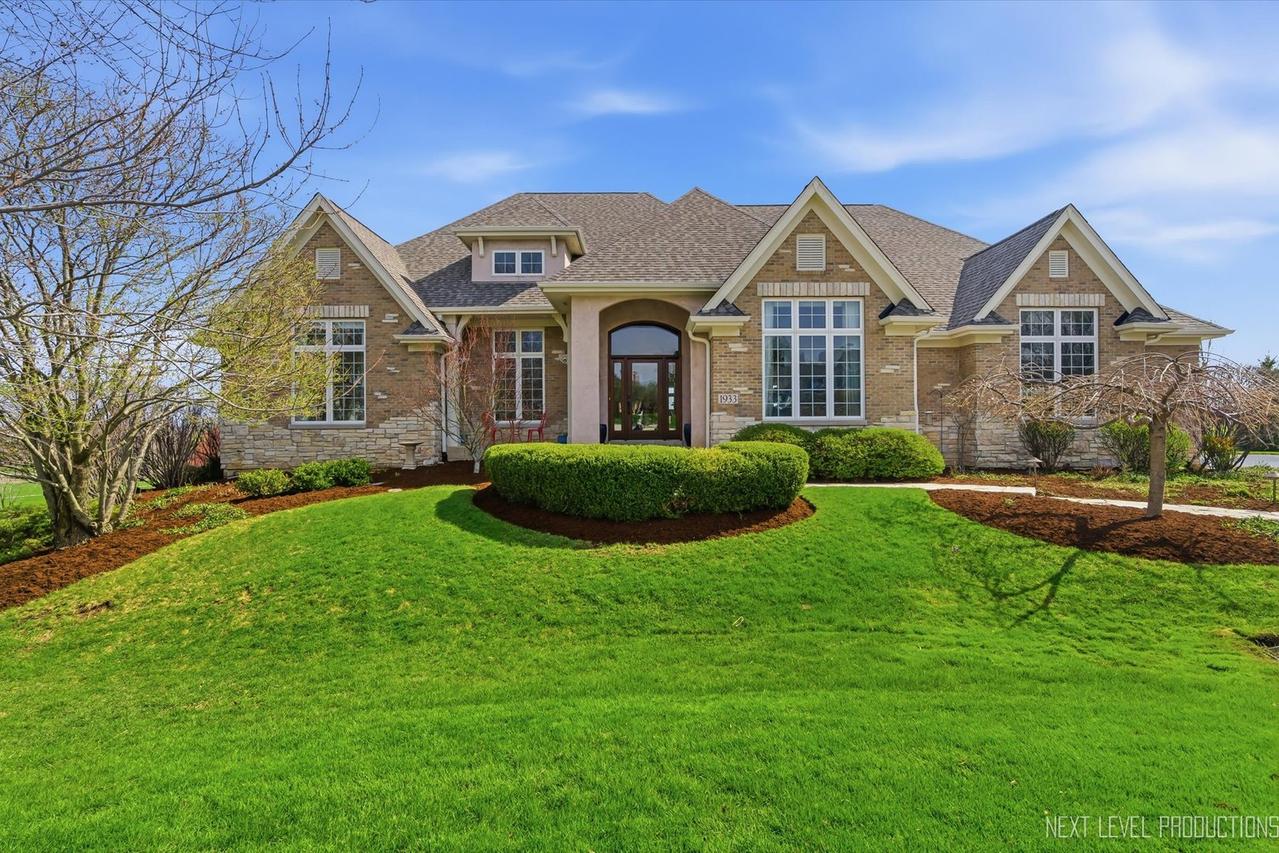 1933 Spring Valley Dr., Elburn, IL 60119