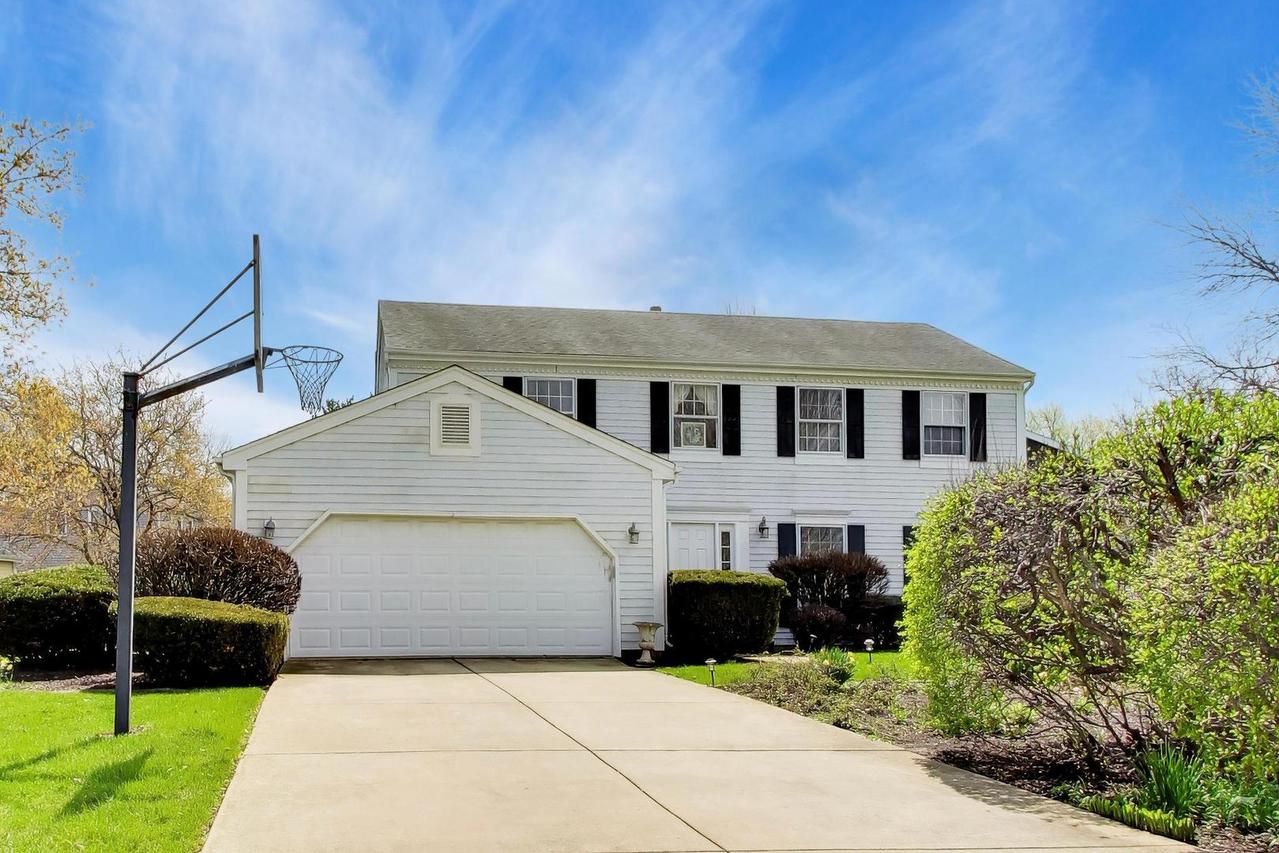 0N421 Winfield Scott Dr., Winfield, IL 60190