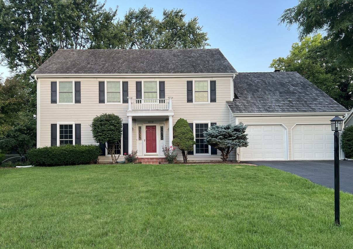 432 Whitney Dr., Barrington, IL 60010