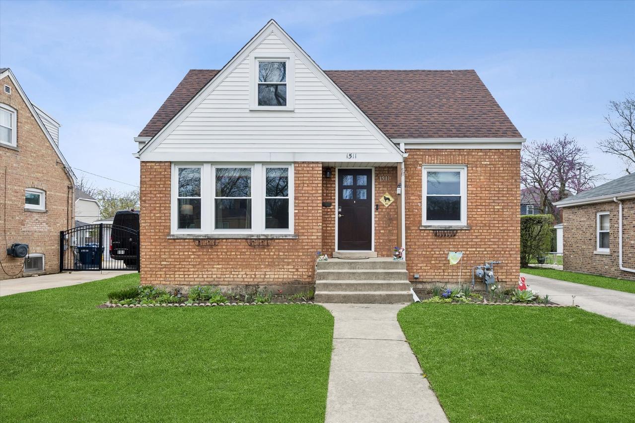 1511 Kemman Ave., La Grange Park, IL 60526