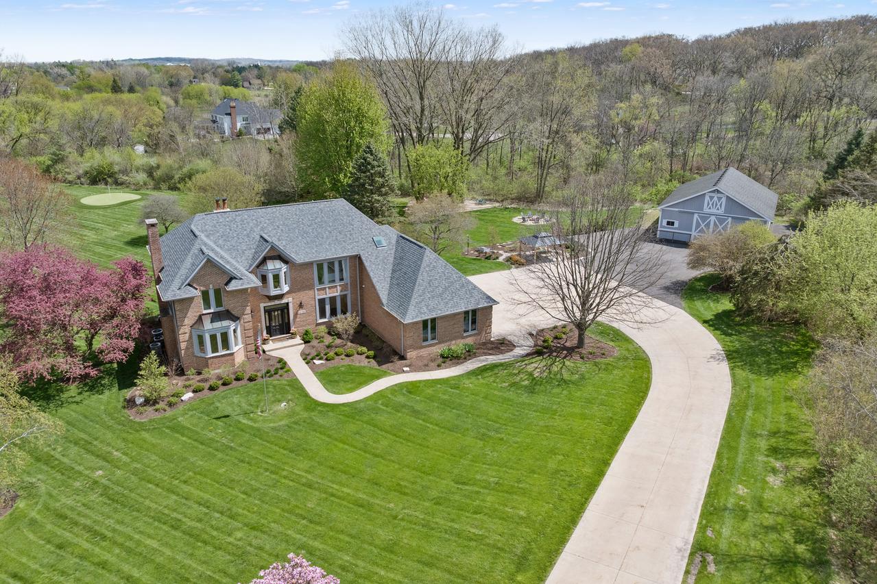 3N705 Roberts Rd., Elburn, IL 60119