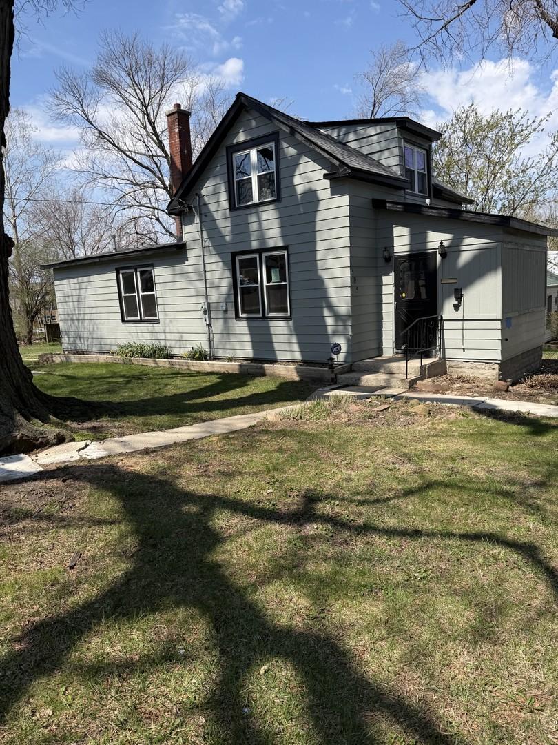 105 N Pearl St., Willow Springs, IL 60480
