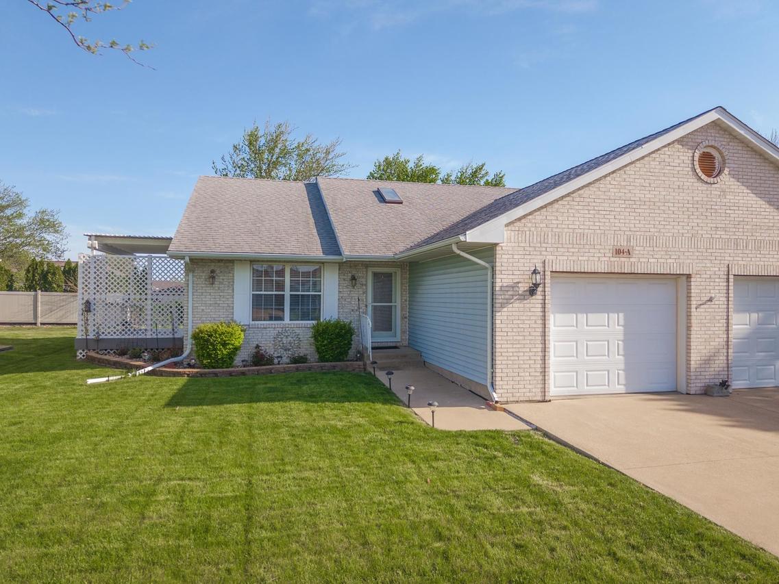 104 Susan Dr. #A, Dwight, IL 60420