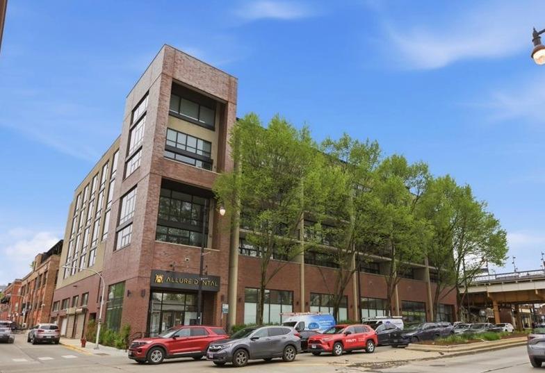 3946 N Ravenswood Ave. #505, Chicago, IL 60613