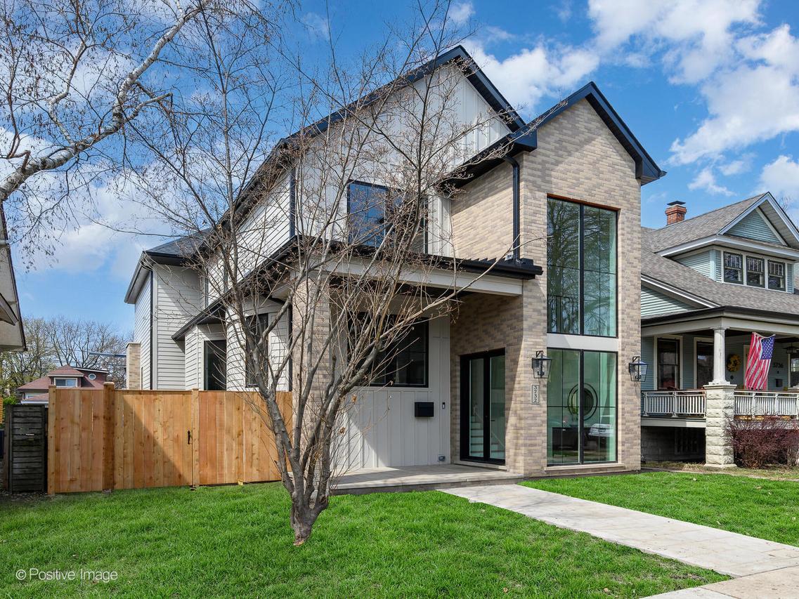 3732 N Lowell Ave., Chicago, IL 60641