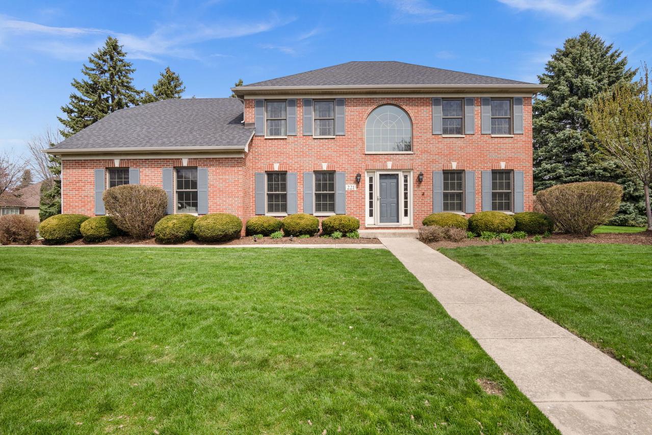 221 Sauk Dr., Batavia, IL 60510