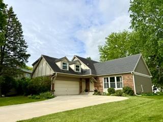 206 Ashland Ct., Vernon Hills, IL 60061