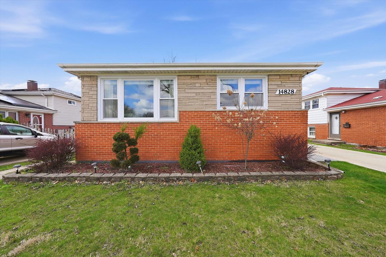 14828 Saint Louis Ave., Midlothian, IL 60445