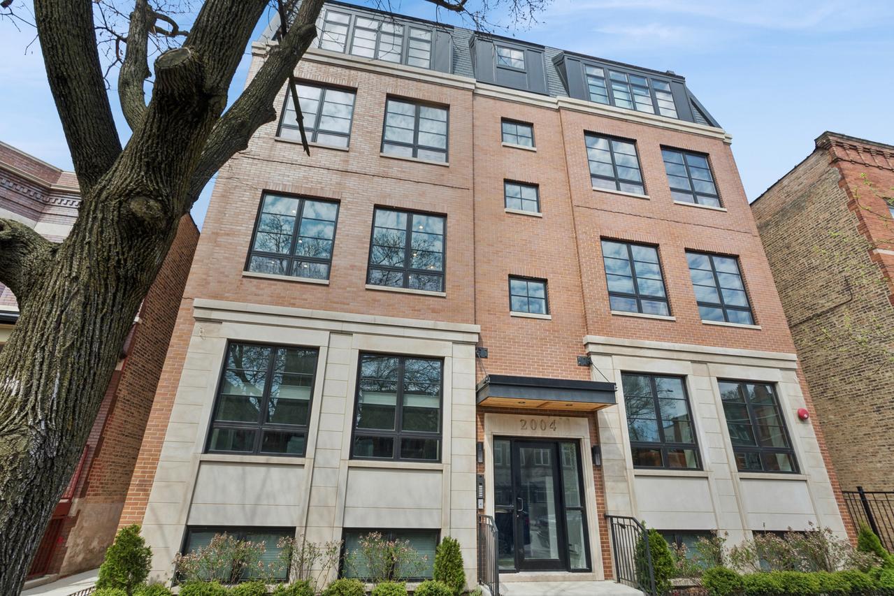 2004 W Addison St. #2W, Chicago, IL 60618