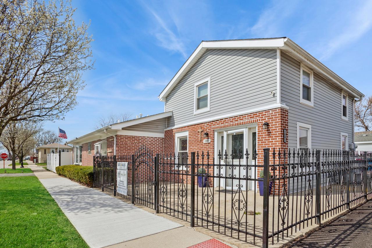1801 N 39th Ave., Stone Park, IL 60165
