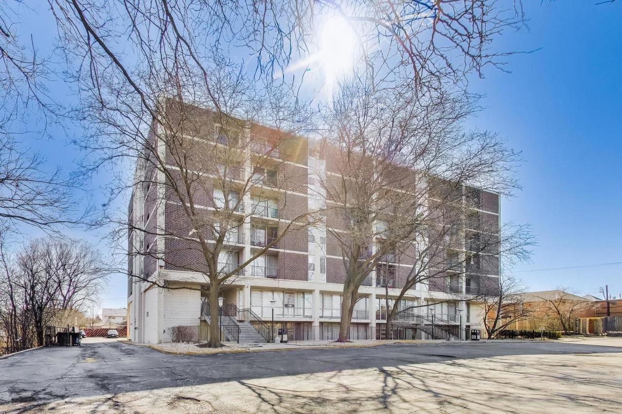 1043 S York Rd. #501, Bensenville, IL 60106