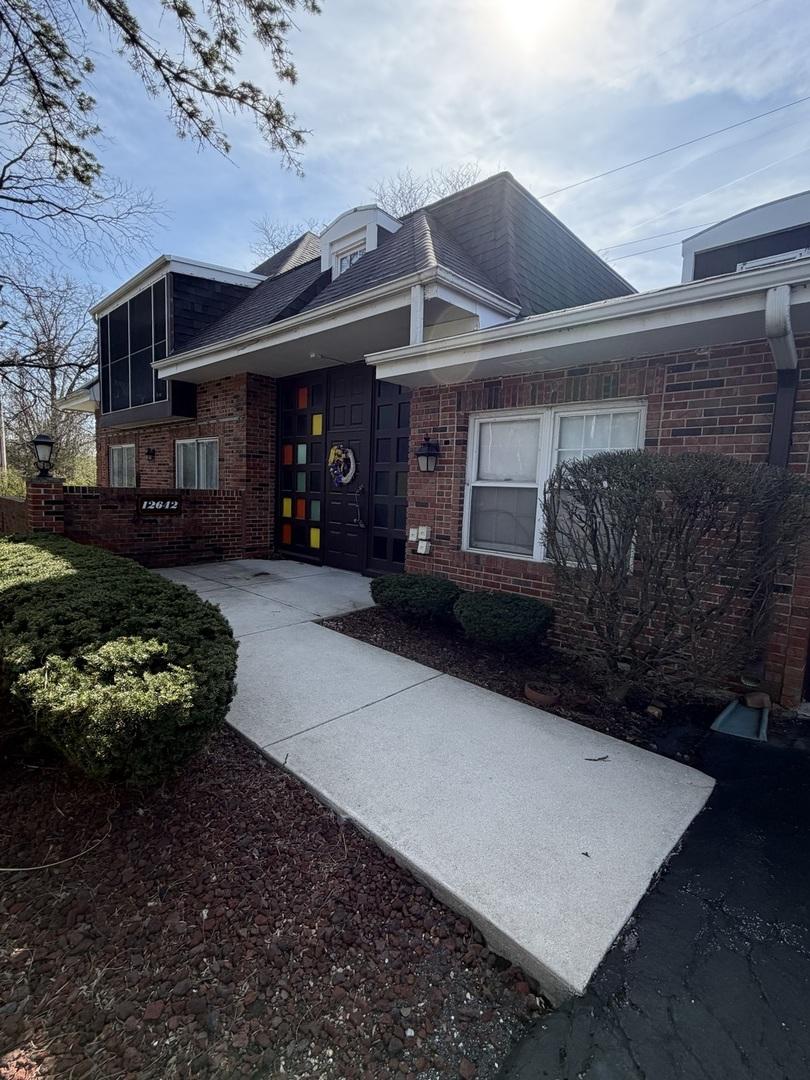 12642 S London Ln. #2, Palos Heights, IL 60463
