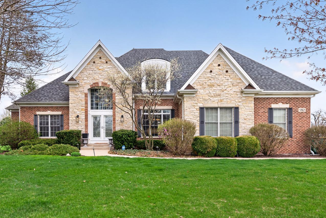 910 Freedom Cir., Sycamore, IL 60178