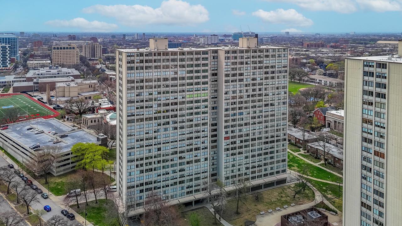 4850 S Lake Park Ave. #2111, Chicago, IL 60615