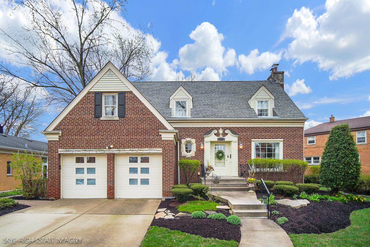 3447 W Maple St., Evergreen Park, IL 60805