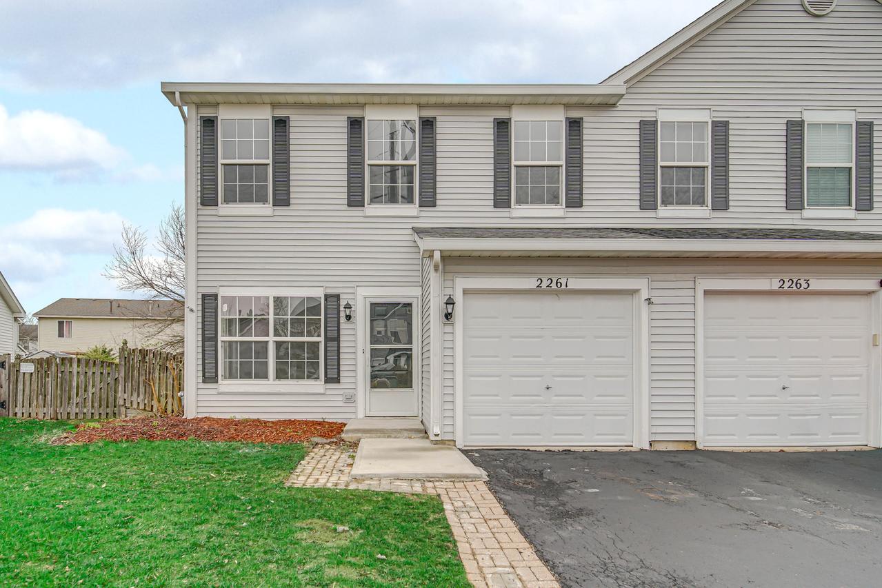 2261 Rebecca Cir., Montgomery, IL 60538