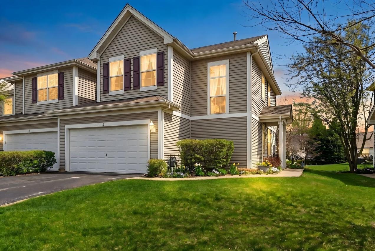 1532 Legacy Dr. #4, Dekalb, IL 60115