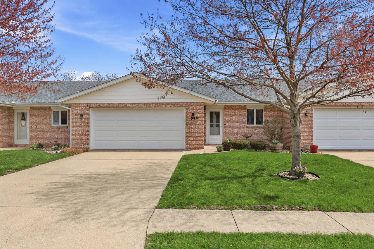 944 S Iowa St. #2, Geneseo, IL 61254