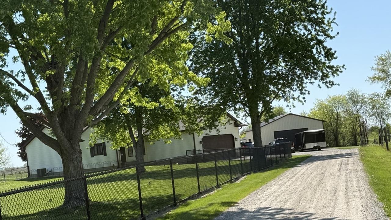 4464 E 2709 Rd., Sandwich, IL 60548