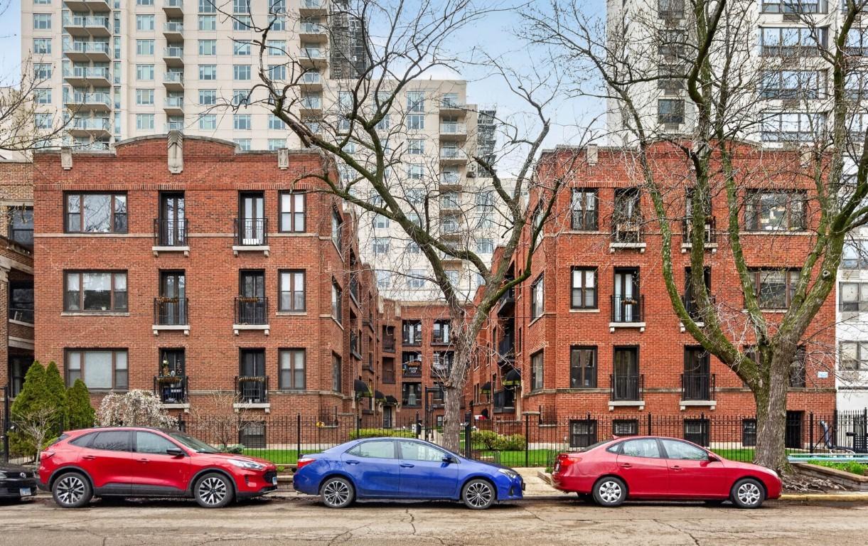 906 W Winona St. #2S, Chicago, IL 60640